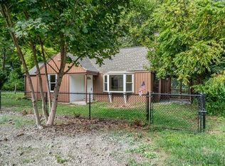 14 Main St Extension, Simsbury, CT 06081