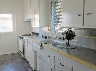 2191 San Anseline Ave, Long Beach, CA 90815