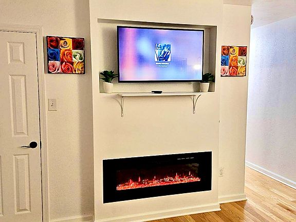 5th image of 235 Leeds Ave #237