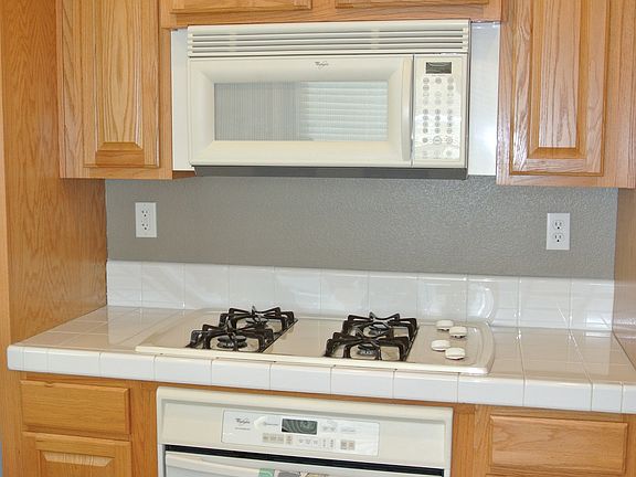 4th image of 3407 Kensington Ct