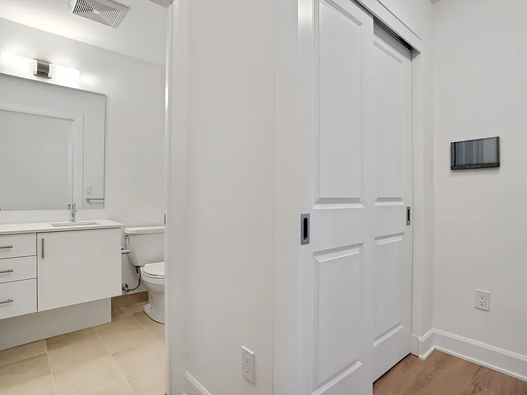 3240 William Coltson Ave — Photo 81