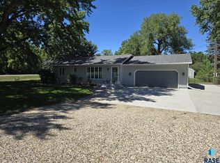 100 Case St, Yankton, SD 57078