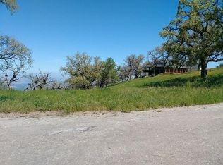 26300 Hazelwood Ct, Tehachapi, CA 93561