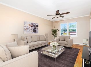 4709 Bell Blvd, Bayside, NY 11361