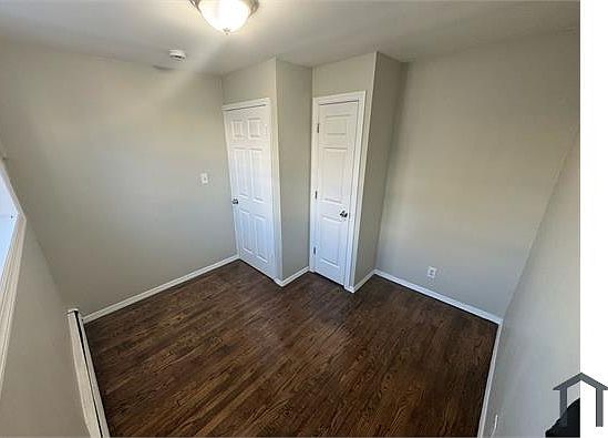 3rd image of 48 Carteret St APT 1