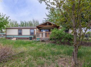 80261 S Edwards Rd, Hermiston, OR 97838