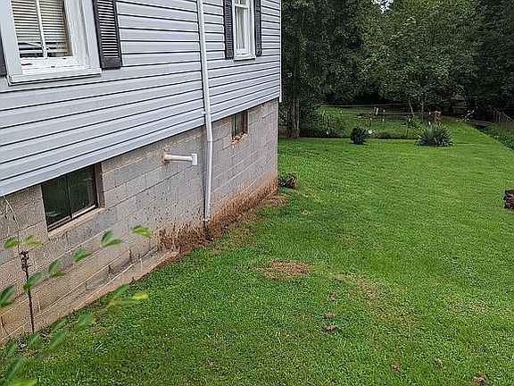 Side of house (right)