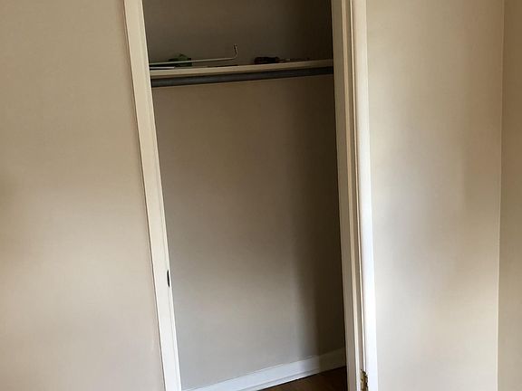5th image of 1064 Anderson Ferry Rd APT 4