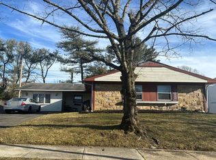 34 Fleetwood Pl, Willingboro, NJ 08046