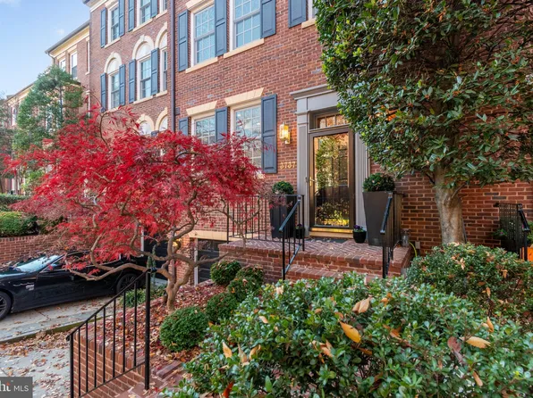 3737 Winfield Ln NW, Washington, DC 20007