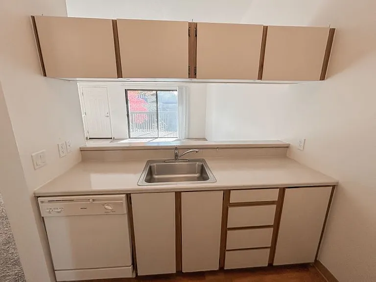 Stone Creek Apartments Beaverton — Photo 90