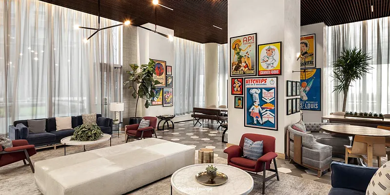 Rented by Advantage Realty of Forest Hills Inc | media 42