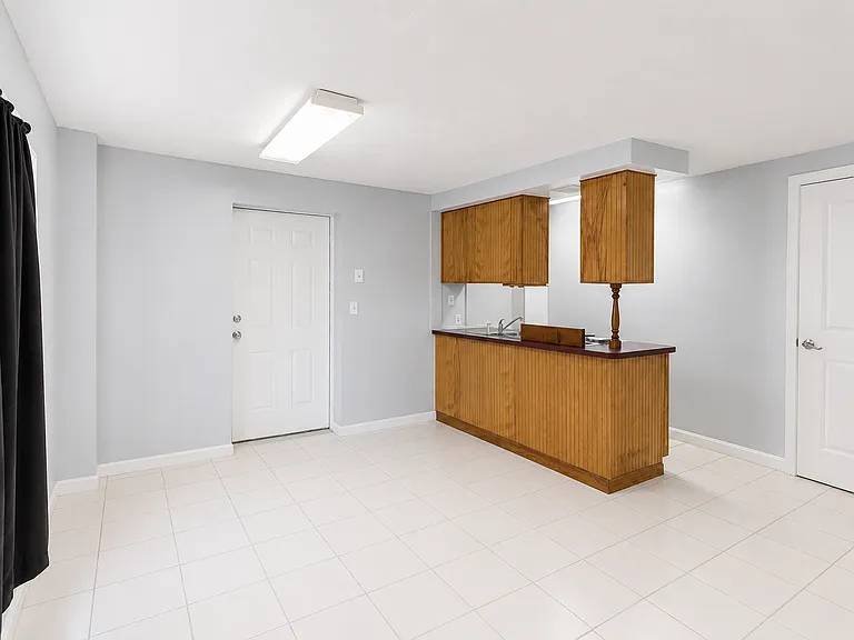 264 Union St — Photo 4