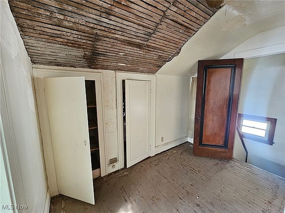 5th image of 3658 E 138th St