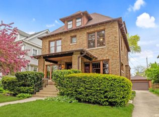 3536 N Frederick Ave, Shorewood, WI 53211