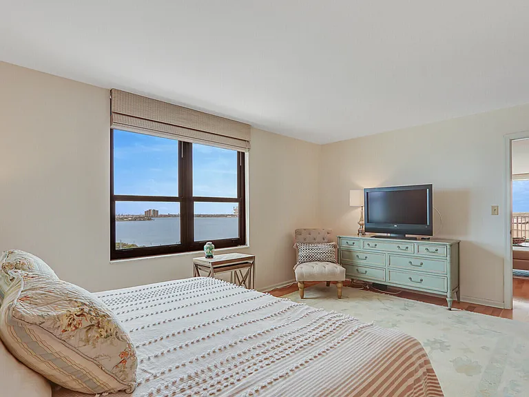 5480 N Ocean Dr #A10C — Photo 24