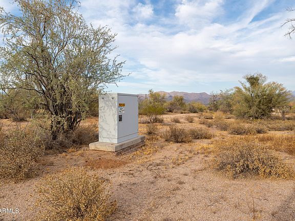 2nd image of 301XX E LAS PIEDRAS Way #-