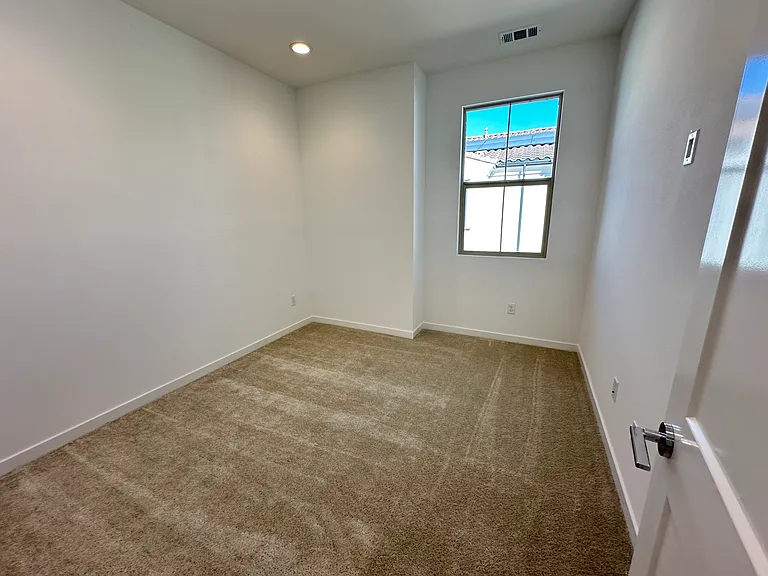 249 Averett Ct — Photo 29