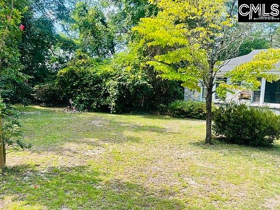 2nd image of 215 Greenwood Rd