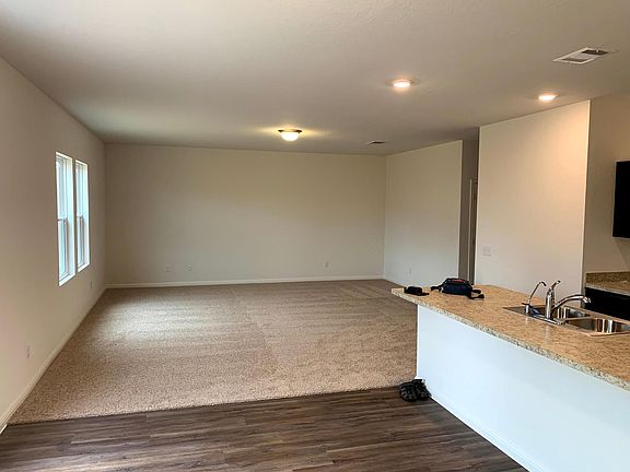 4th image of 178 Shiro Dr