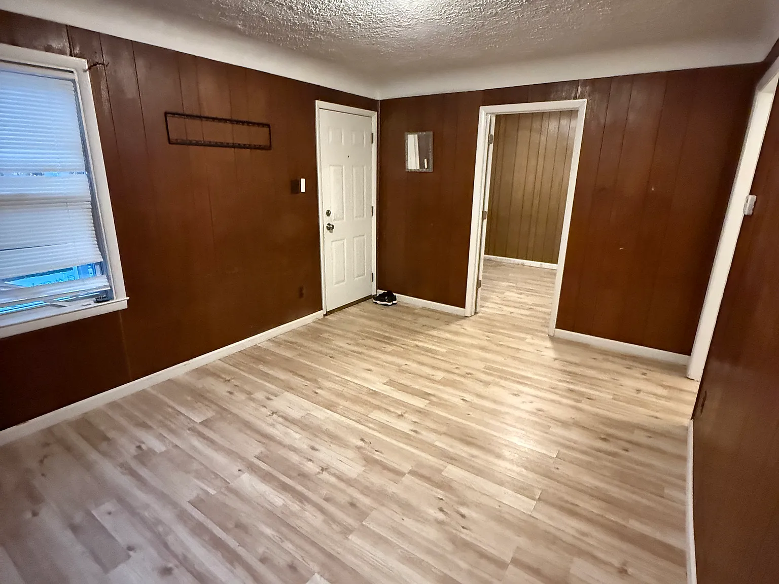 2 bed, 687 sqft, $1,050 — Photo 4