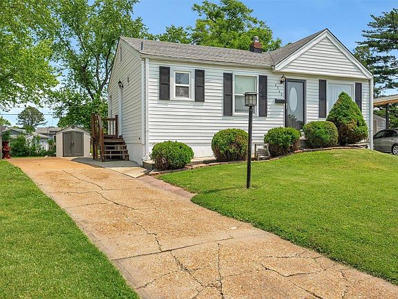 2nd image of 4345 Garden Park Ct