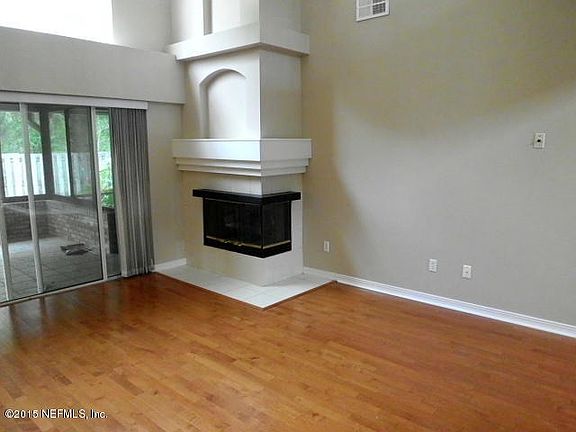 Living room.JPG