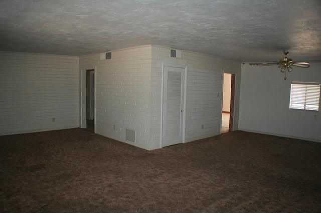 2nd image of 121 W 13th St