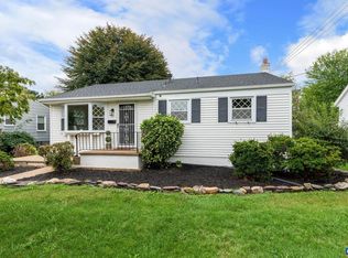 1624 Monroe St, Waynesboro, VA 22980
