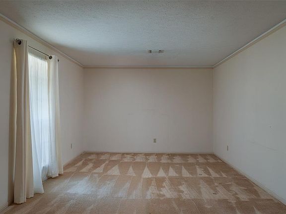 3rd image of 5719 Havenwoods Dr