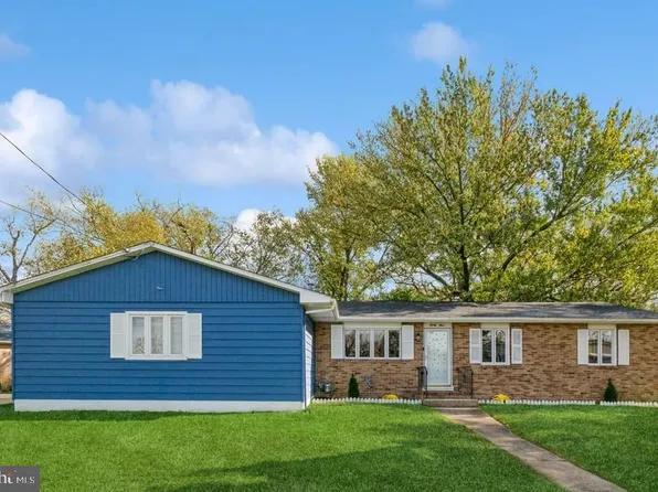 34 River Dr, Delran, NJ 08075