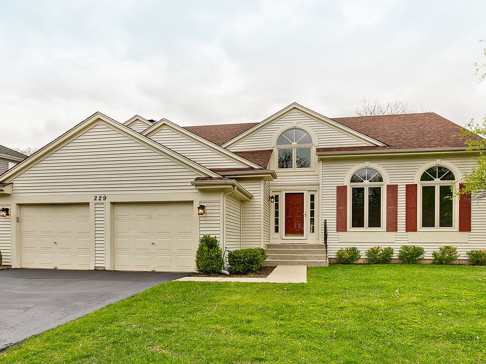 1st image of 229 Southfield Dr