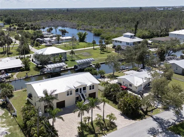 9150 Pine Cove Dr, Englewood, FL 34224