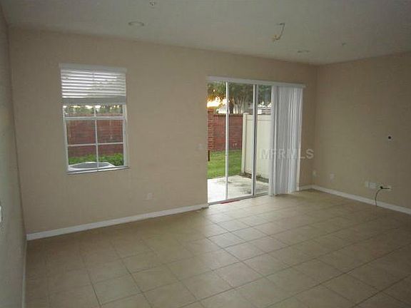 5th image of 9528 Silver Buttonwood St