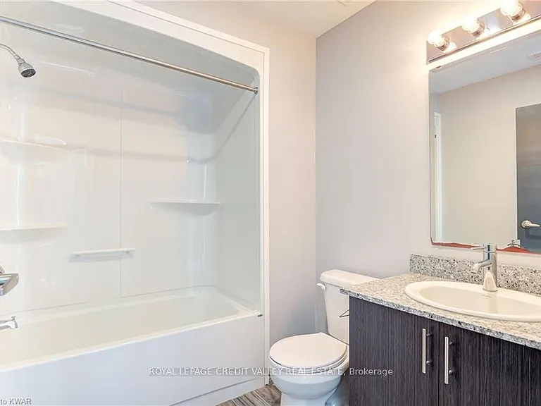 275 Larch St #F104 — Photo 11