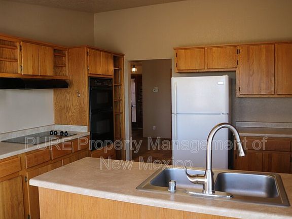 5th image of 3116 N Cochiti Ave