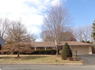 5941 N Sherwood Ave, Peoria, IL