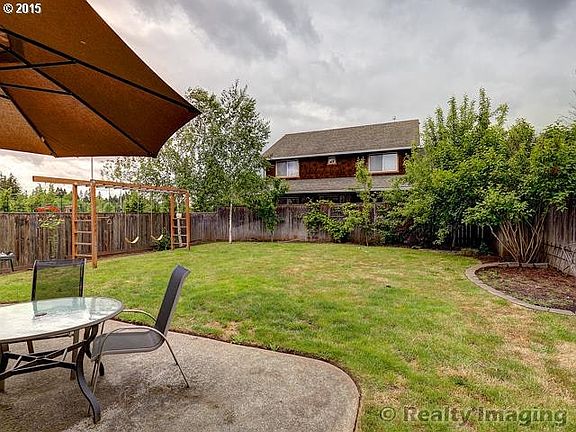 2nd image of 203 NE 55th Ave