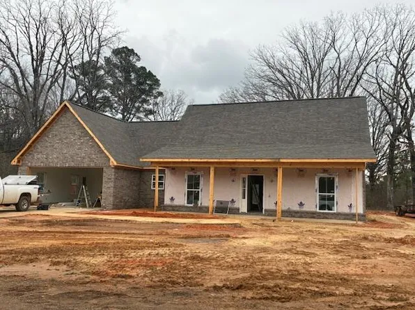 22 Lauras Cv, Starkville, MS 39759