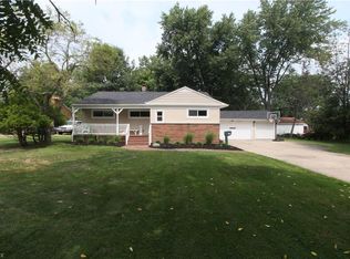 23804 Bonny Bank Dr, Westlake, OH 44145