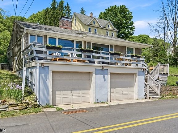 2nd image of 77 Lower North Shore Rd