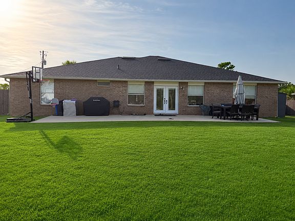 4th image of 2216 Smallwood Dr
