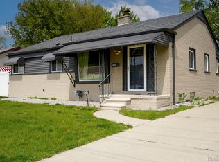 5367 E Thirteen Mile Rd, Warren, MI 48092