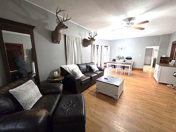 4th image of 1618 Millington St