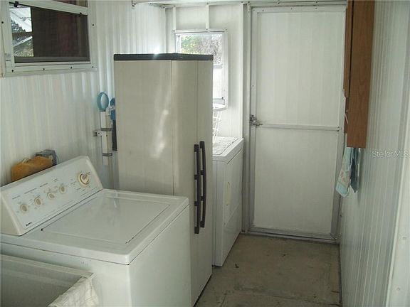 3rd image of 3618 Tiki Dr