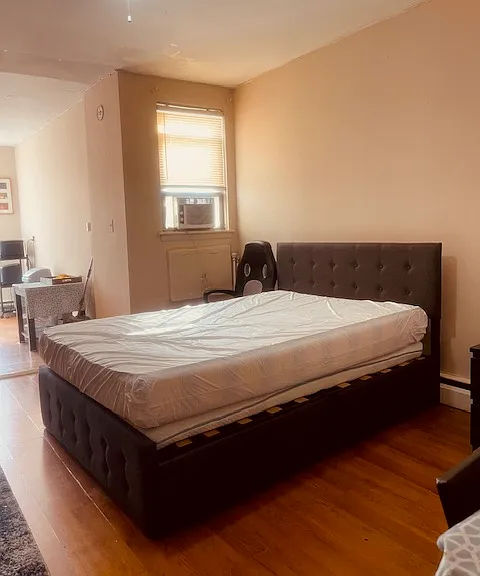 221 Sip Ave #7 — Photo 5