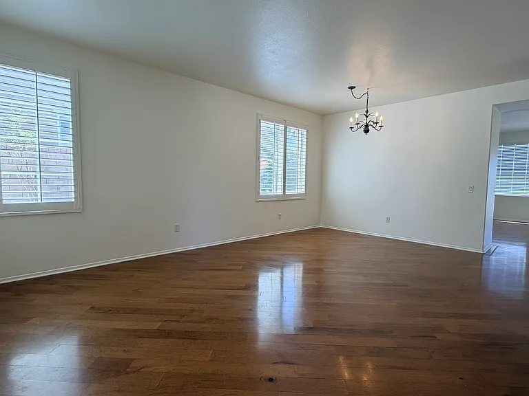 24058 Via Vizcaya — Photo 13