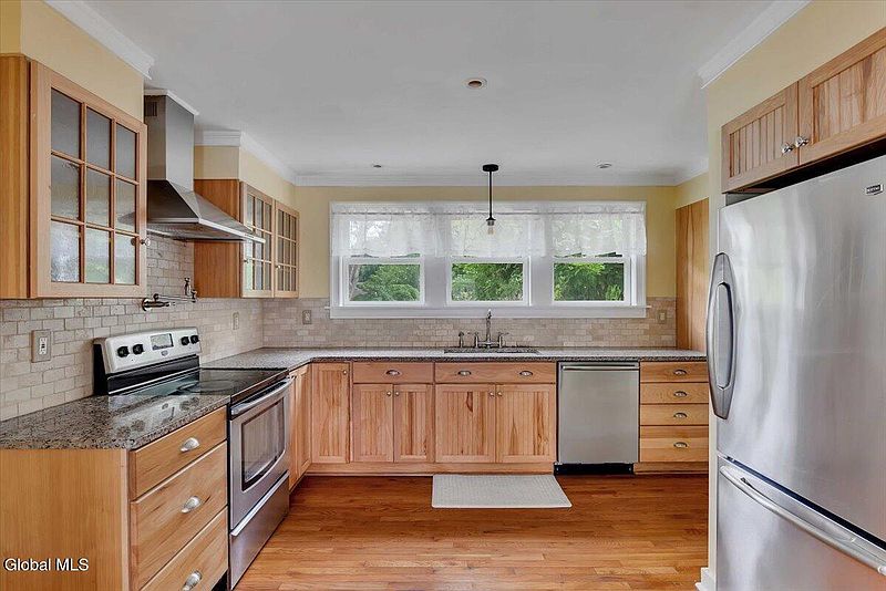 5th image of 1200 Highbridge Road