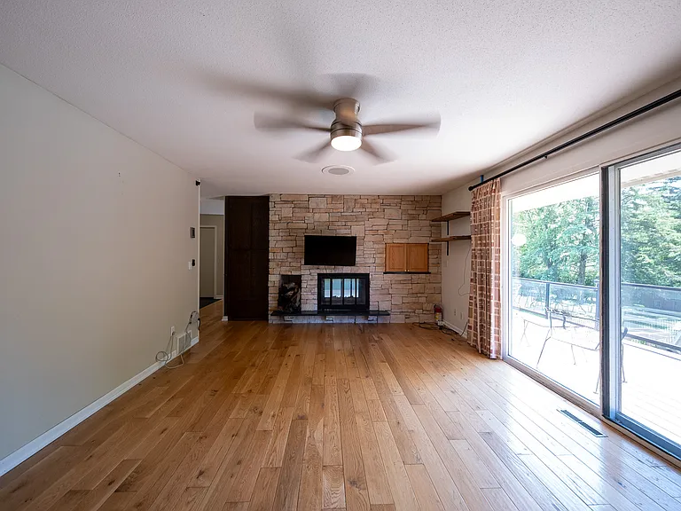469 Reflection Rd — Photo 14
