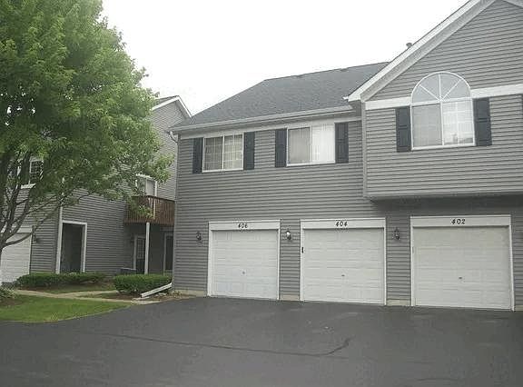 2nd image of 404 Village Creek Dr